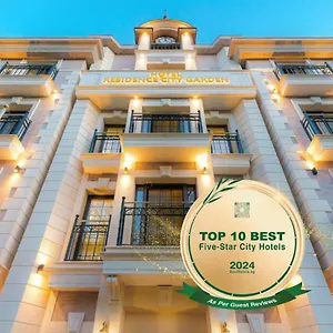 5* Hotel Garden: Excellence-awarded Five-star Urban Retreat
